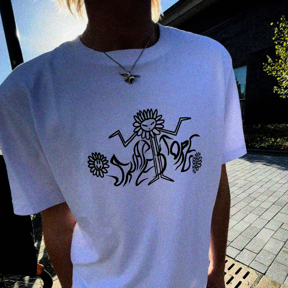 Skatestore x Woetoe Flower Shrug T-shirt White